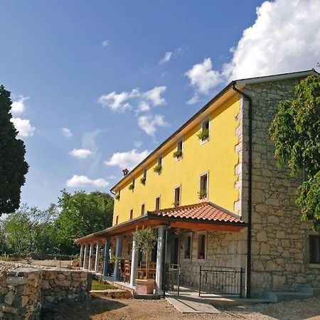Villa Calussovo Ripenda Kras Exterior photo